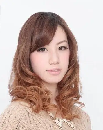 斜刘海发型图片