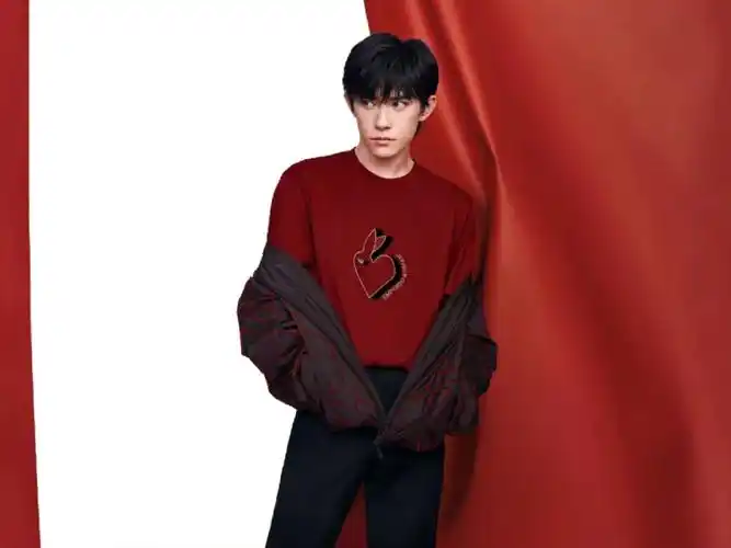 emporioarmani全球代言人易烊千玺   #2023armani兔年新装  #易烊