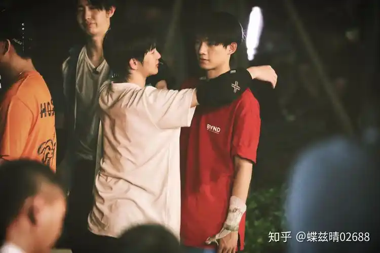 怎么看周震南姚琛的cp