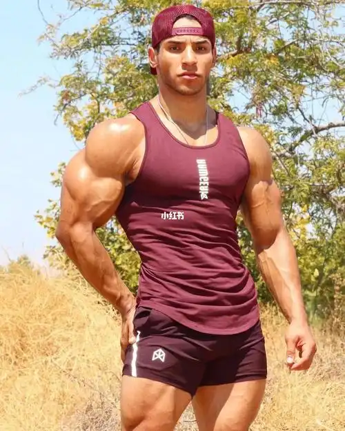 外国帅哥  #练出腹肌马甲线  #腹肌男孩  #马甲线男神男生腹肌肌肉