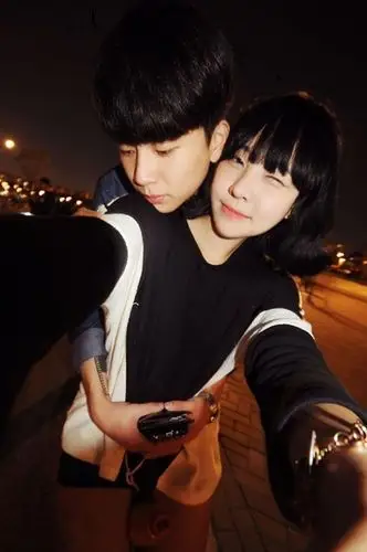 90后霸道却甜蜜的爱图片大胆秀恩爱