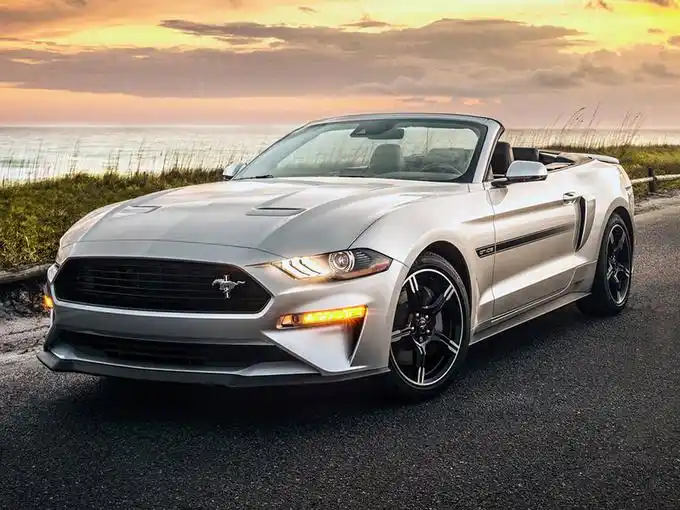 福特野马敞篷车多少钱全新福特野马跑车报价图片信息明年首发亮相