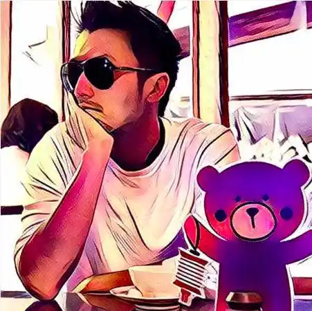 谢霆锋晒自拍高甜喊话:我的眼里只有你!