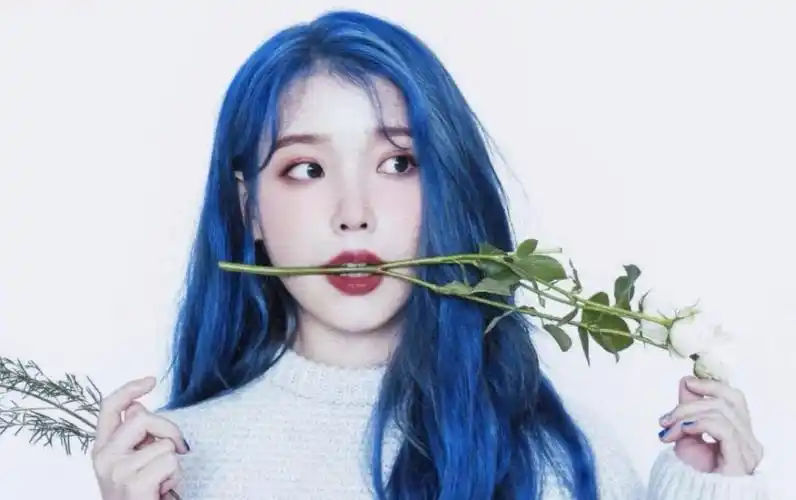 iu李知恩蓝色系头像