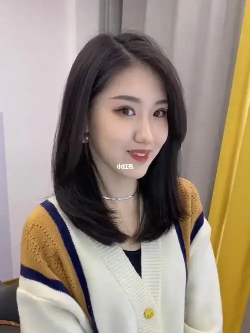 不烫不染最好看的发型减龄瘦脸锁骨发推荐