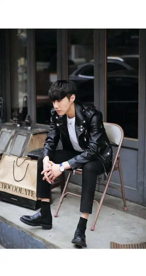 痞帅机车皮衣男2020秋冬韩版修身短款夹克潮流帅气pu皮夹克夹棉外套