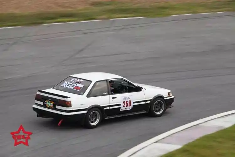 拥有一辆ae86是怎么样的体验二