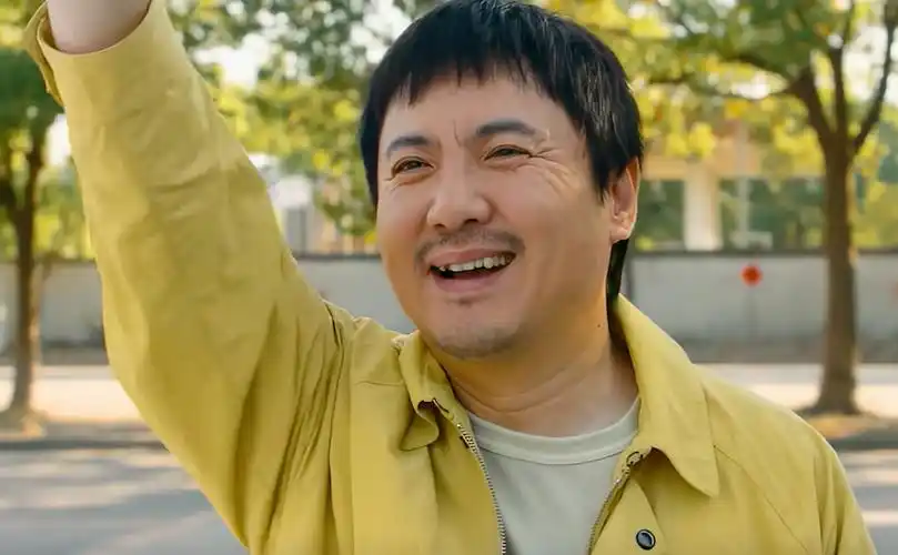 一直以为沈腾就是那个在荧幕上逗我们笑的"长在笑点上的男人",没想到