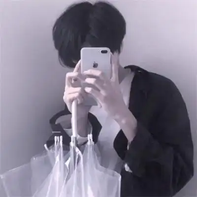 一眼就很喜欢的男头像帅气时尚男生个性微信头像图片