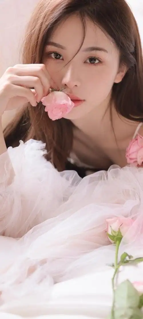 全屏壁纸|美女写真集90「总第290期」_网易订阅