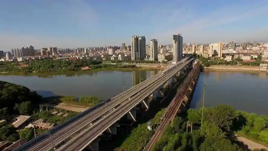 俯瞰美丽的吉林市