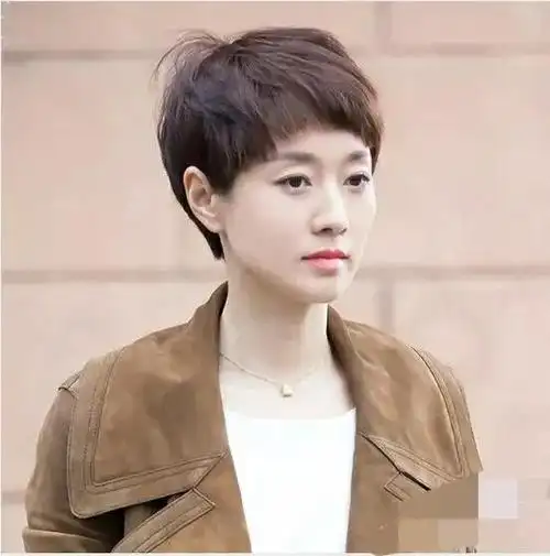 哪个女明星短发发型好看(桂纶镁短发图片不能说的秘密) - 小新网