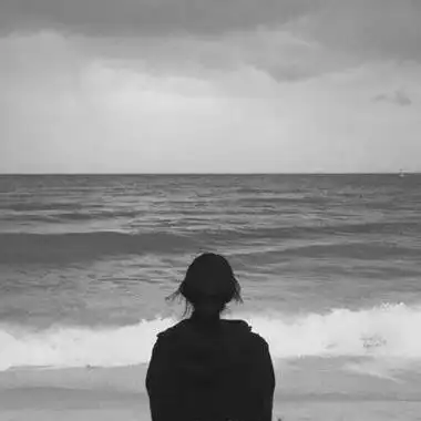 黑白情侣头像一对 霸气背影 霸气头像图片大全 -【爱个性】