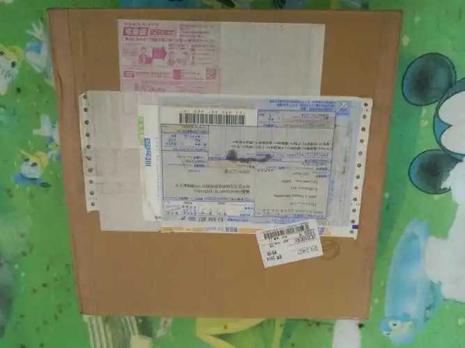 大年初一接到快递包裹,真的很意外!满意!希望以后多多提供优惠券哈哈