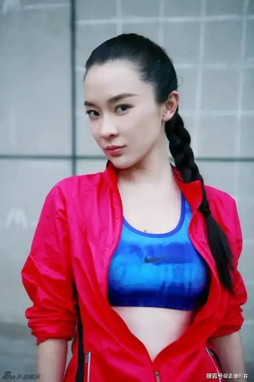 霍思燕,性感得无可救药!_身材_都让人_女性