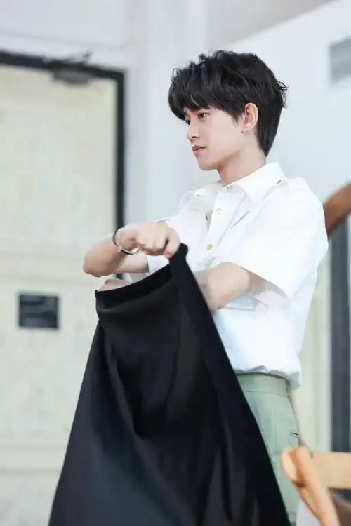 嗨放派##任嘉伦嗨放派