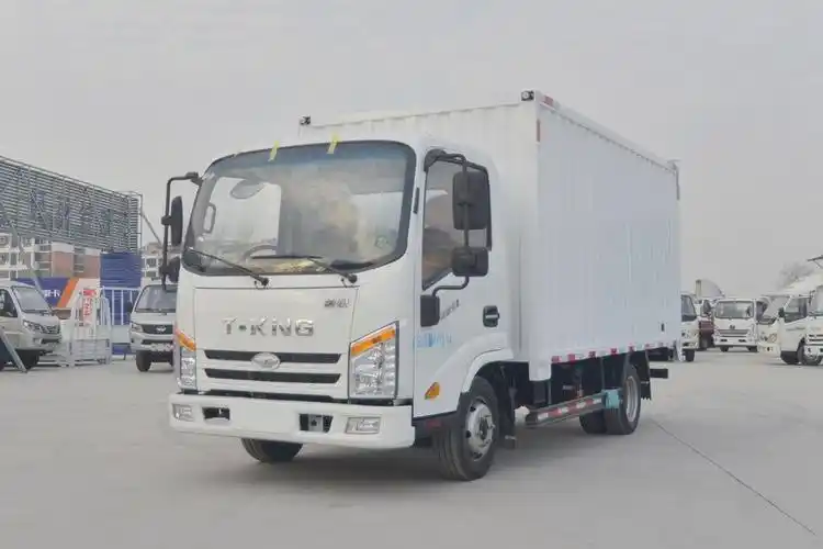 8米 国六 排半厢式轻卡(zb5041xxykdd2l)