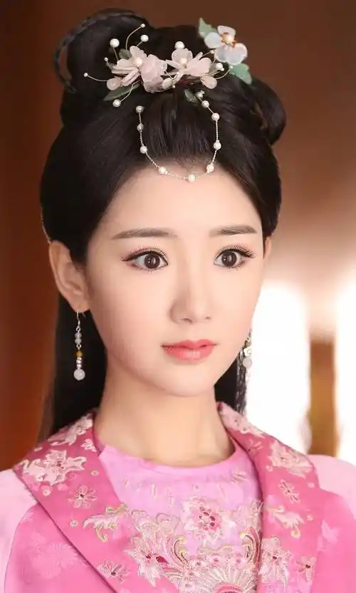 毛晓彤的眼睛,就是我的"梦中情眼"