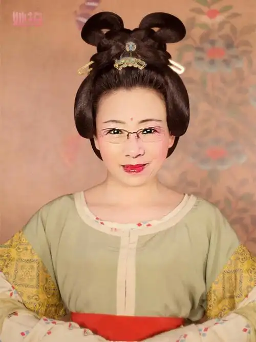 唐朝时期的发型和妆容好美