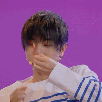 食在囧途 花花 华晨宇 吃东西 害羞 笑