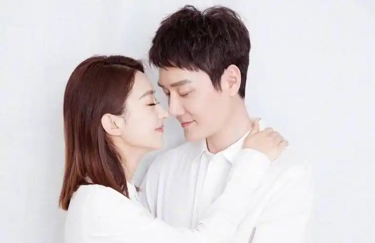 赵丽颖冯绍峰同框海报来袭,又撒了一波蜜糖