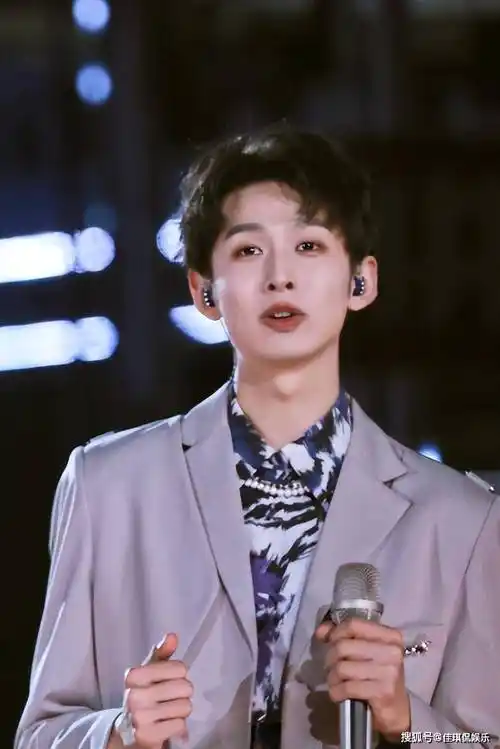 湖南一夜,芒果四小花"江湖地位"一览无遗,有人悄悄"掉队"了