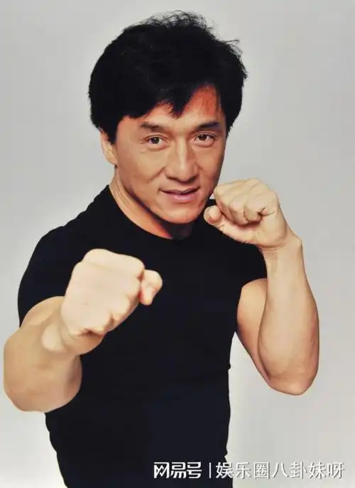 李连杰的韧带成龙的全身娱乐圈的巨星从来没有随便的成功