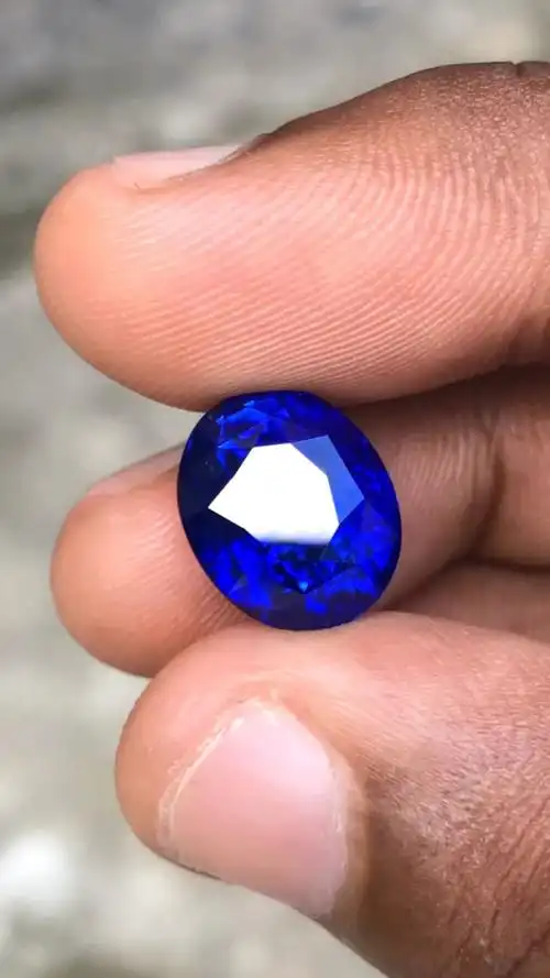 1228克拉美丽的皇家蓝蓝宝石颜色漂漂亮亮