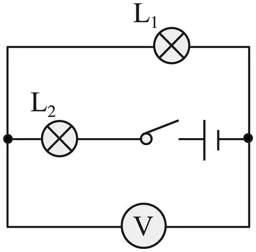如图所示,如果电源由两节干电池串联组成(已知每节干电池电压为1.
