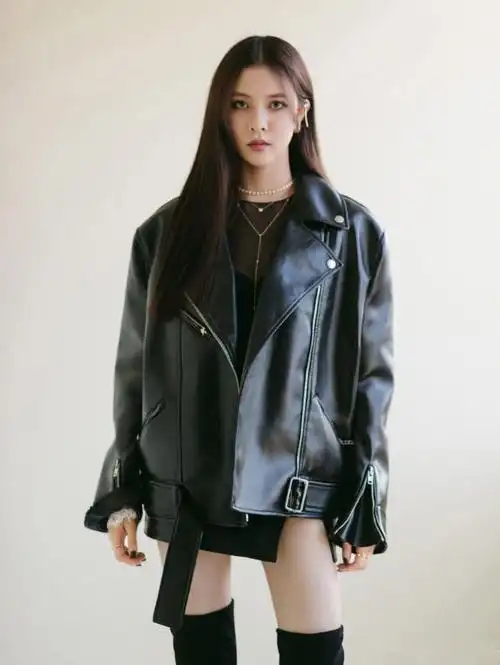 时尚穿搭比人还火的宋妍霏黑色长靴当裤子穿这腿不用买保险