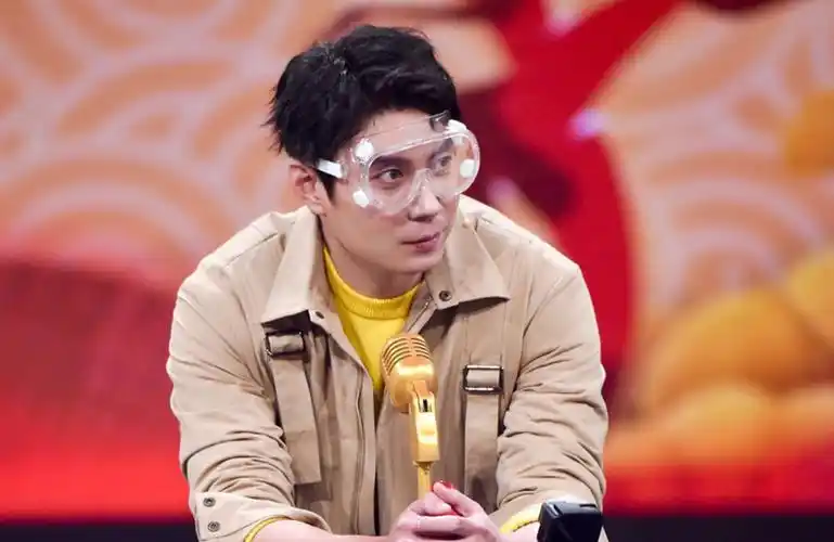 开心麻花中艾伦一直是沈腾绿叶,全职配角掩盖不了他的好演技