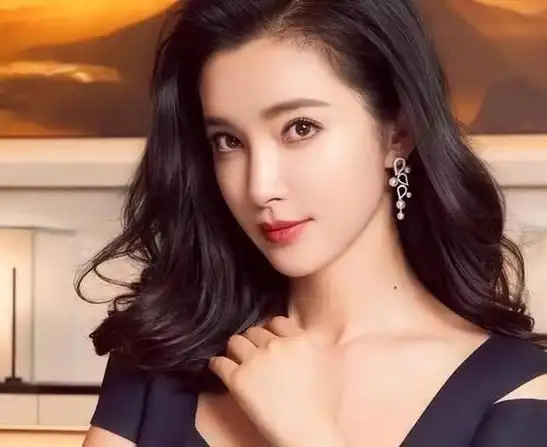 李冰冰我和你接吻拥抱洗澡的戏都拍了你要对我负责