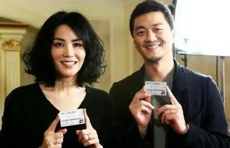 李亚鹏首开腔祝福"锋菲恋" 仍称王菲为"孩儿他娘"