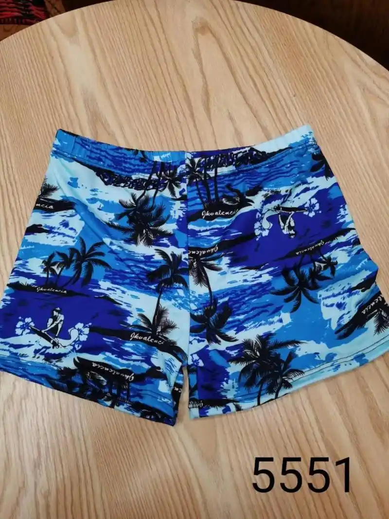 大版型游泳裤,工艺精细,弹性大,2个号码.上次 来样品间看样 - 抖音