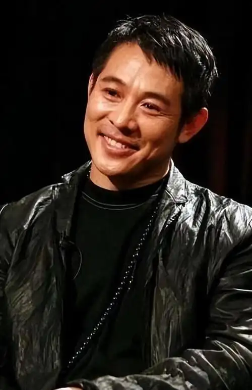 李连杰近况曝光满脸皱纹老态龙钟露面辟谣我还没死