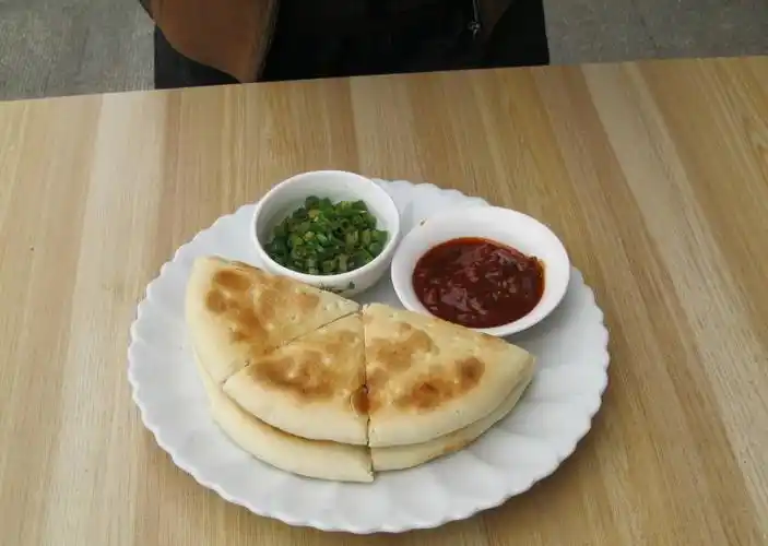 陕西特色美食乾县锅盔做法