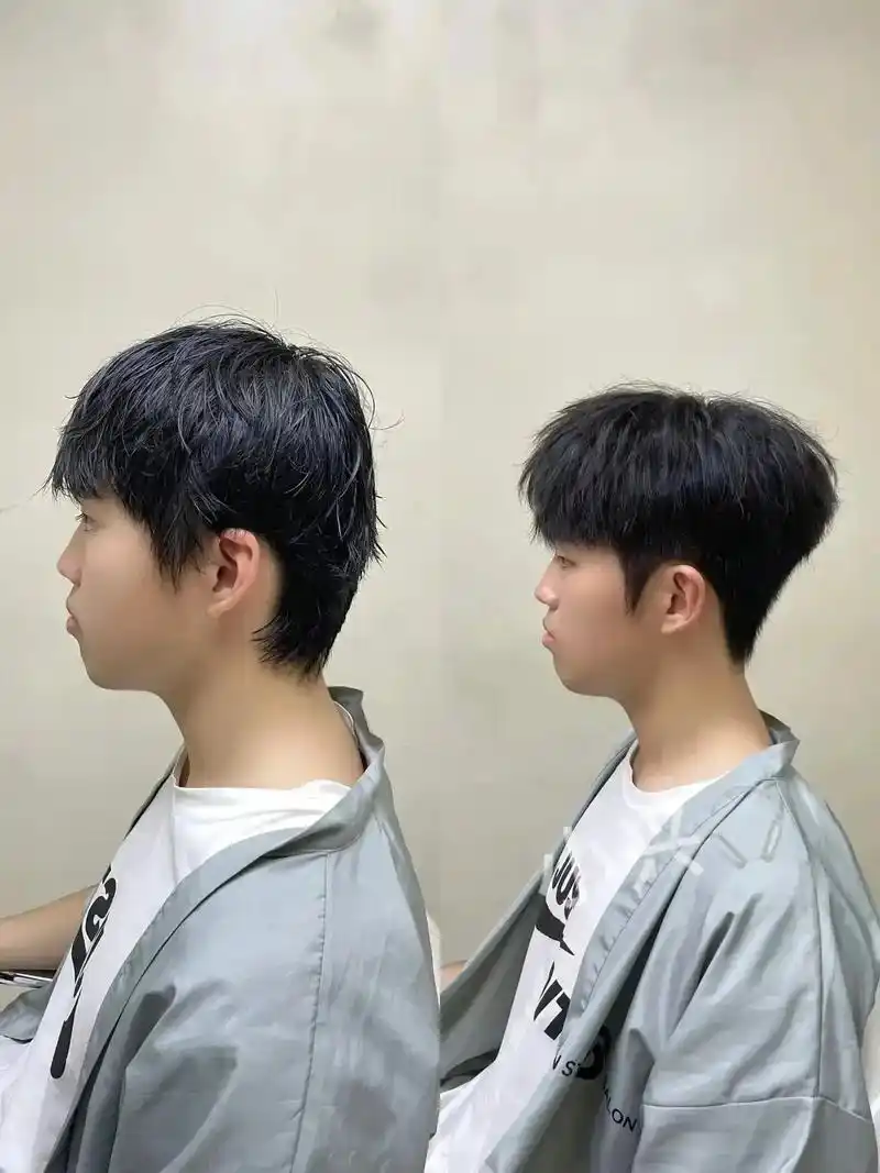 摩根碎盖.男生一个完整的发型,不能忽略的一定是刘海, 其次就 - 抖音