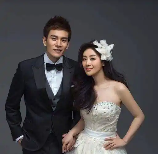 二婚嫁给一名穷小子,如今丈夫红到令人嫉妒_生活_李琳_经超