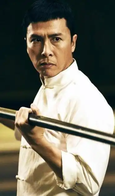 旷世骂战十年过去再看甄子丹和赵文卓两人的现状令人唏嘘