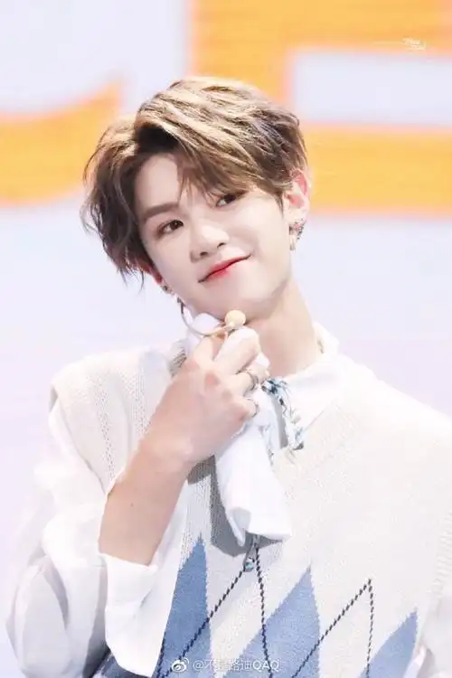 黄明昊 - 堆糖,美图壁纸兴趣社区