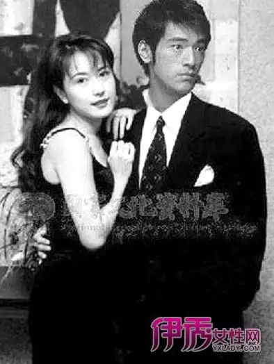 图为:金城武和戈伟如图为:金城武和杨采妮娱乐圈资深人士王小鱼前日