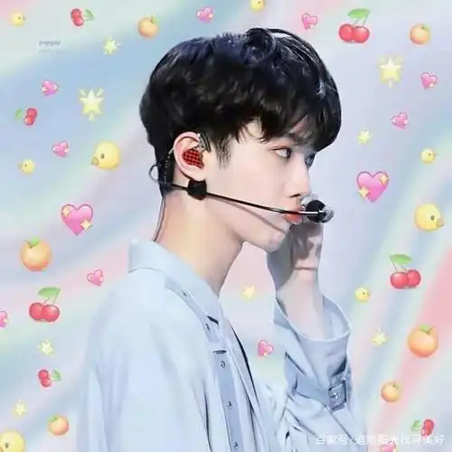 赖冠霖花式比心,送给每一个处于痛苦,烦恼或开心的人,新年快乐