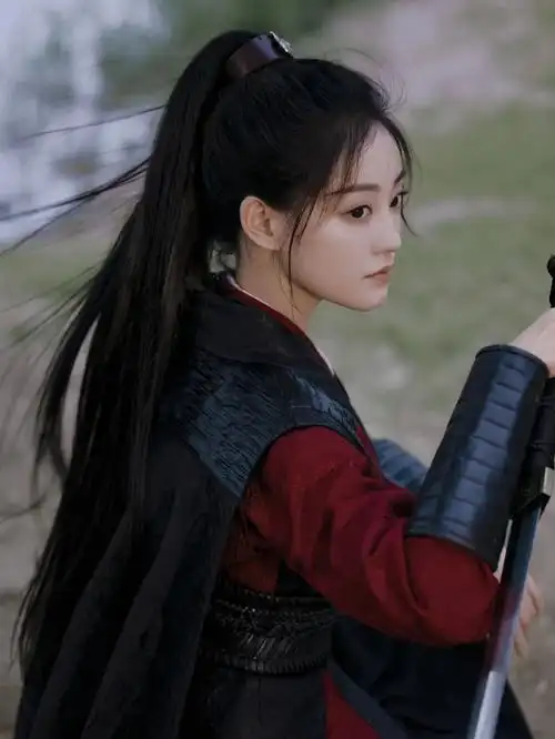 妆发作品祝绪丹遇龙封尘月