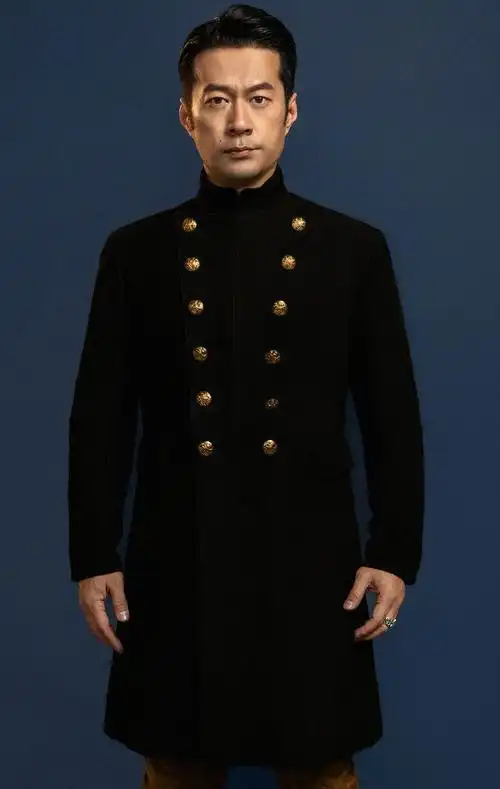 谭凯熟男风帅气魅力写真图片,帅哥男生-可爱美图