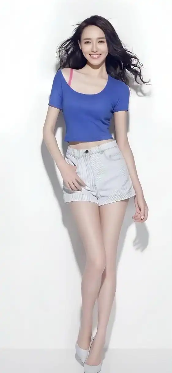 唐嫣的腿好养眼啊,绿色,治愈系,无公害.