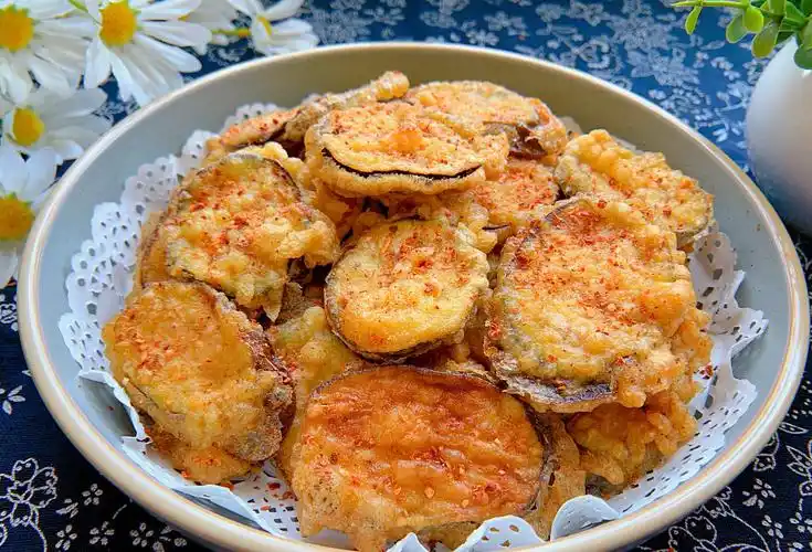 茄子最好吃的做法,外酥里嫩不油腻,比小酥肉还香!家人特喜欢!