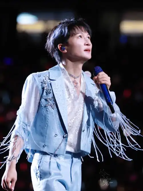 29hz巡回演唱会##周深新歌缝合