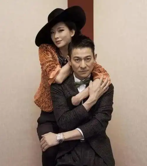 刘德华和林志玲性感照