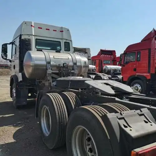 供应商机 汽车 汽车 商用车 牵引汽车 重汽豪沃国六tx天然气lng牵引车