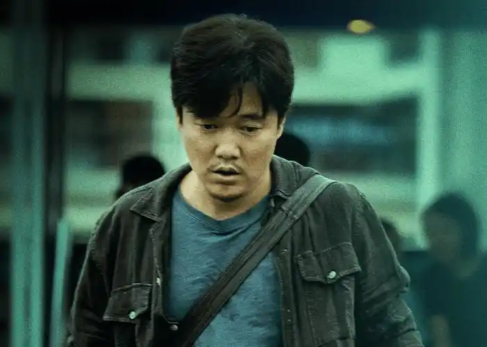 7亿票房,赵丽颖掏钱包场,肖央这部电影凭啥豪横?_越想影视